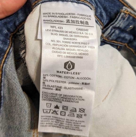 DENIZEN From Levi's High-rise Button Fly Jeggings. - Picture 3 of 7